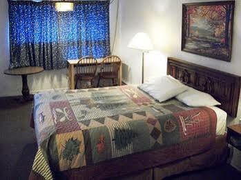 Forest Lake Motel غراند رابيدز المظهر الخارجي الصورة